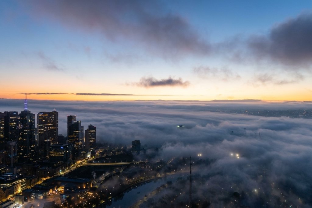Dawn above the fog line