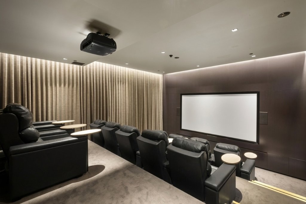 Private Cinema