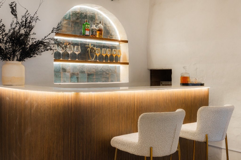 A Casa bar area