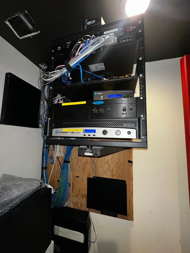 AV Rack – Crown Amplifier Setup