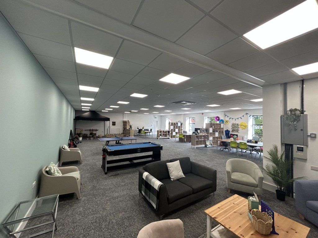Open-plan facility overview