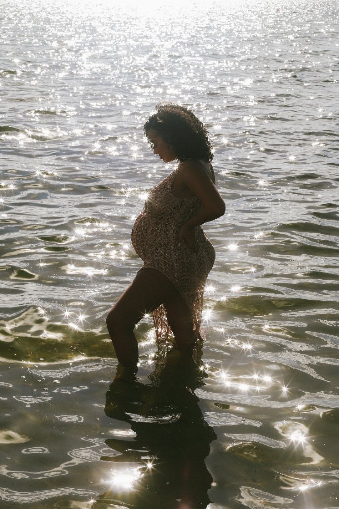 Feminine Forms maternity photography