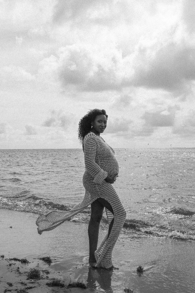 Feminine Forms maternity photography