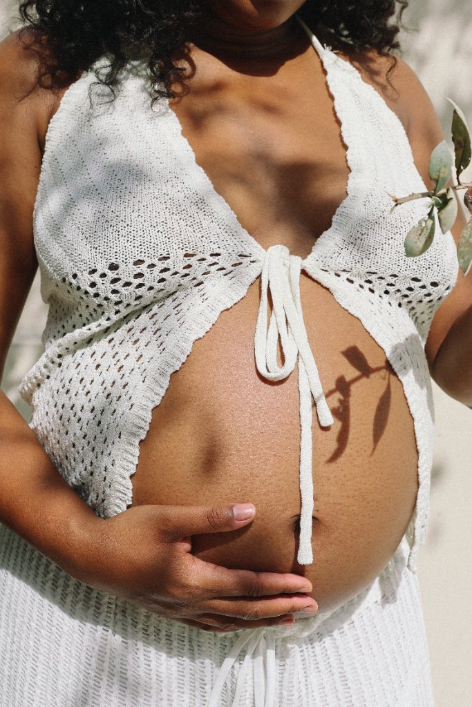 Feminine Forms maternity photography