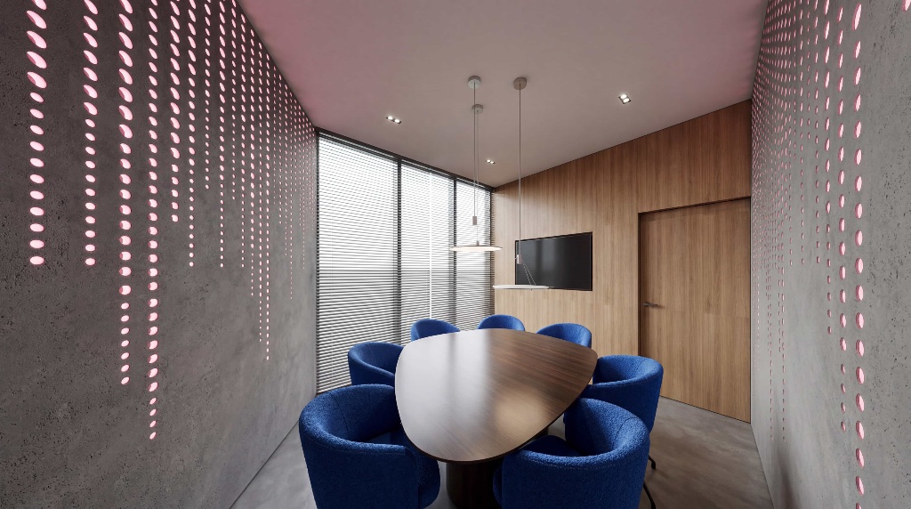 Sala de reunião do Compass 109 com mesa de madeira, cadeiras azuis e painel de LED rosa