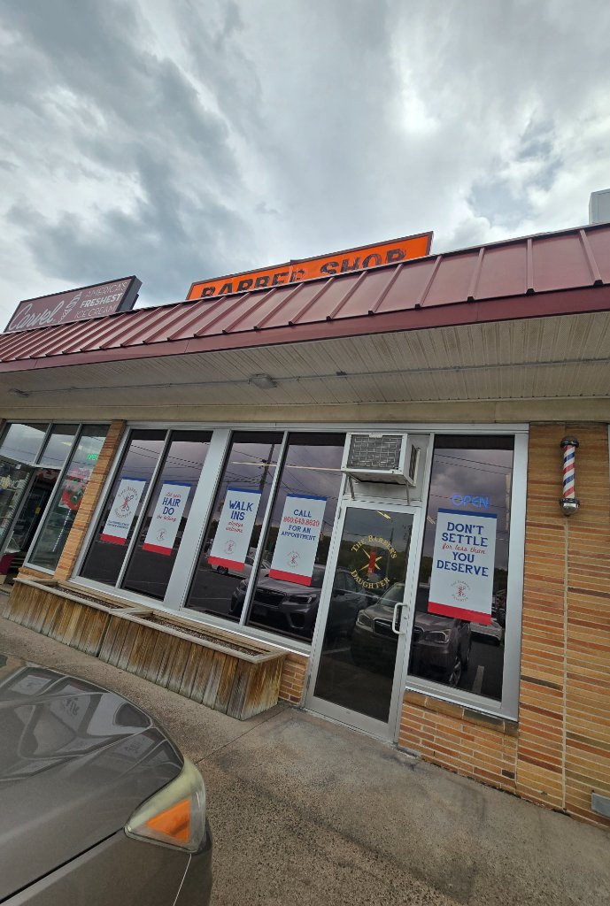 The Barber's Daughter storefront