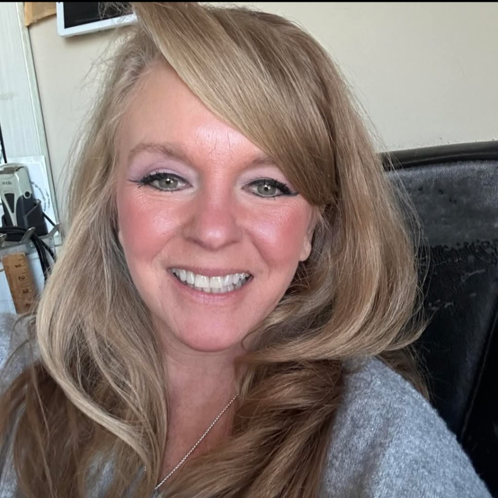 Sandy, owner of The Barber's Daughter
