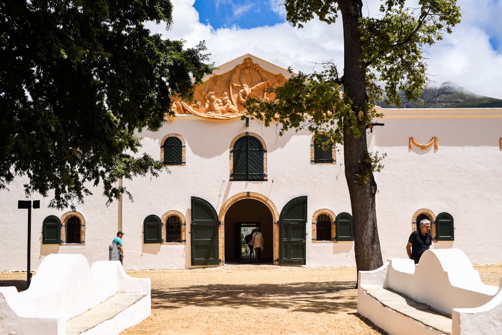 Constantia Wine Valley Half Day Tour & Tastings — CAPE TOWN guided tour — photo 4