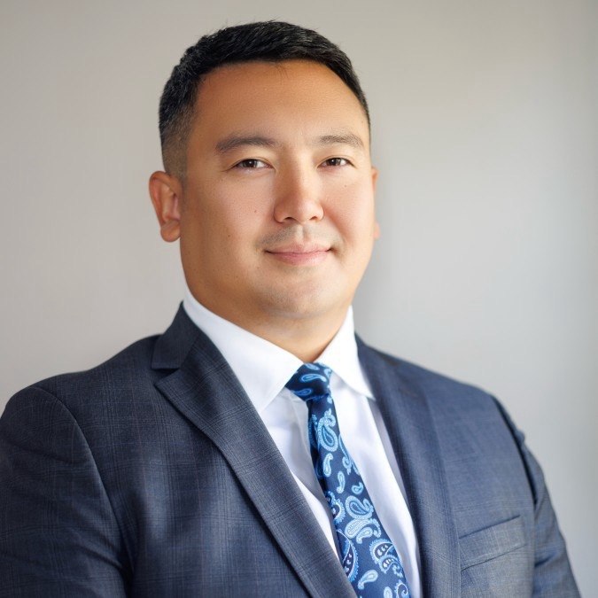Oybek — EB-1A Evidence Consultant