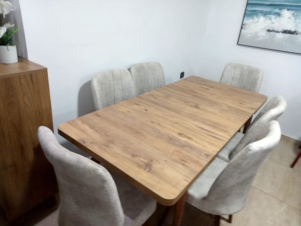 Table à manger Crème Capitonnée