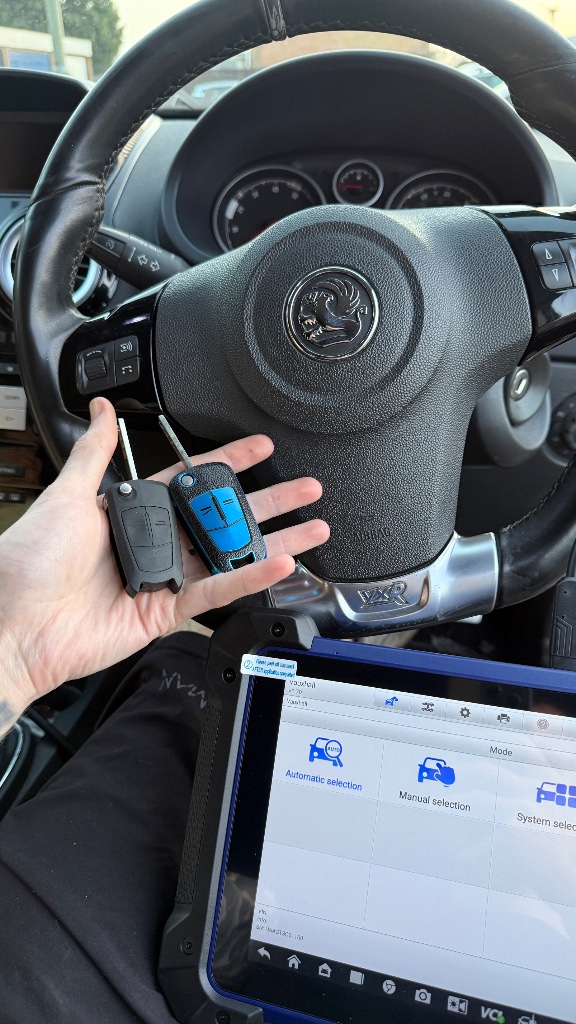 KeyLogik auto locksmith work