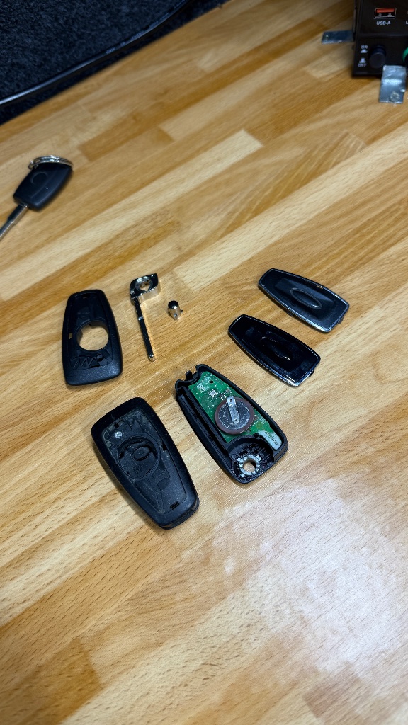 KeyLogik auto locksmith work
