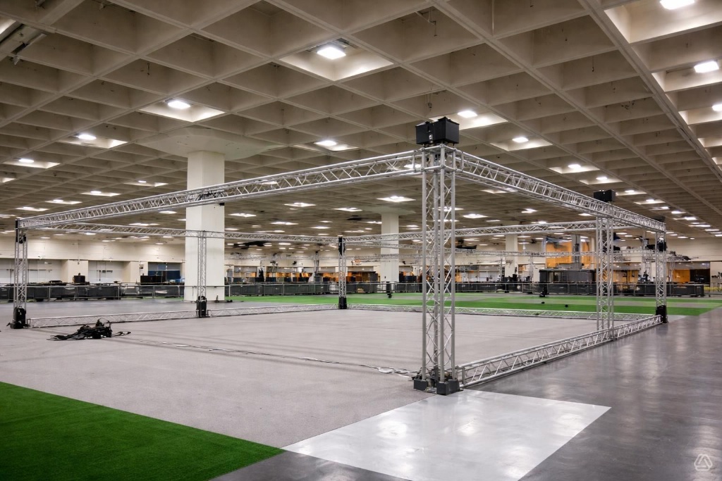 Venue Build-Out & Truss Rigging