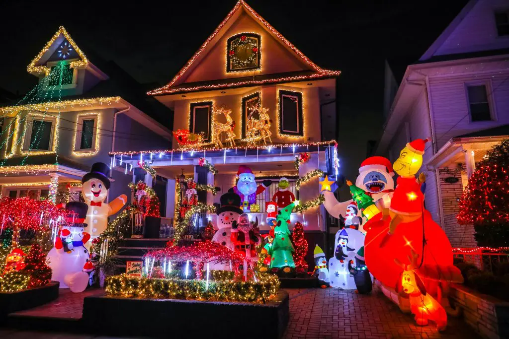 Dyker Heights Christmas Lights 10