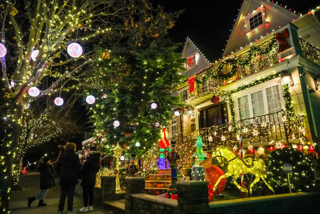 Dyker Heights Christmas Lights 7