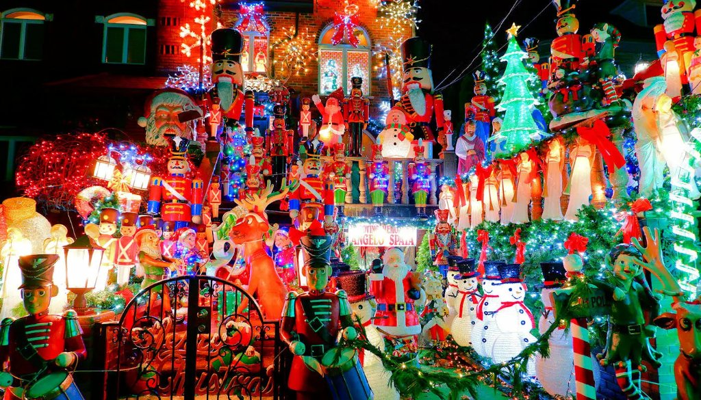 Dyker Heights Christmas Lights 3