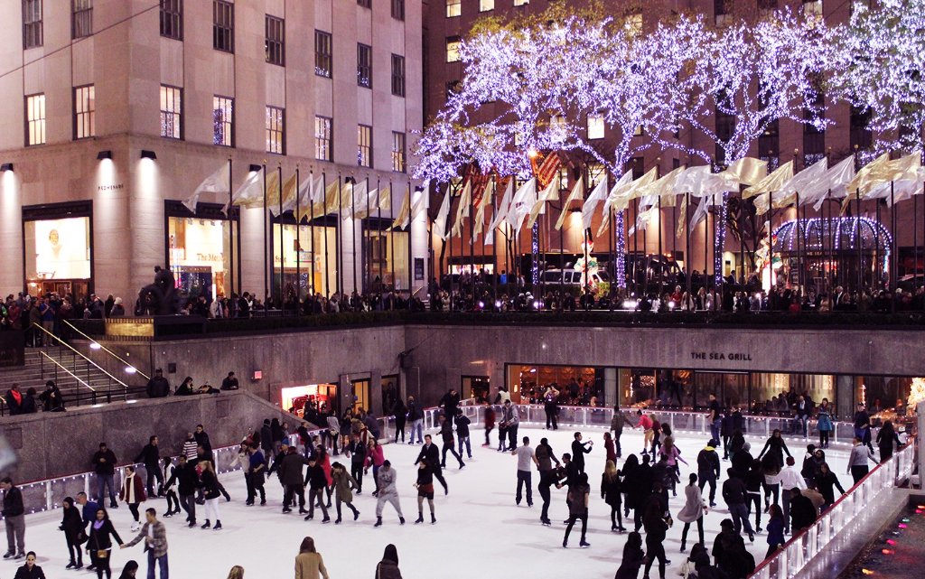 Giant Red Ornament at Sixth Avenue 7