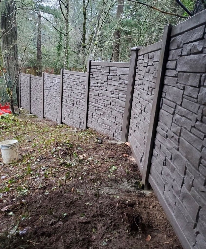 Fencing - Vinyl Stone Panel Row