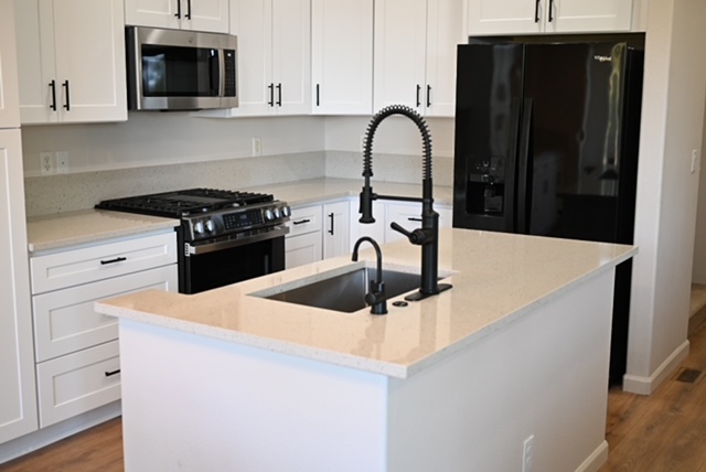 Kitchen Remodel - White Cabinets Full Kitchen