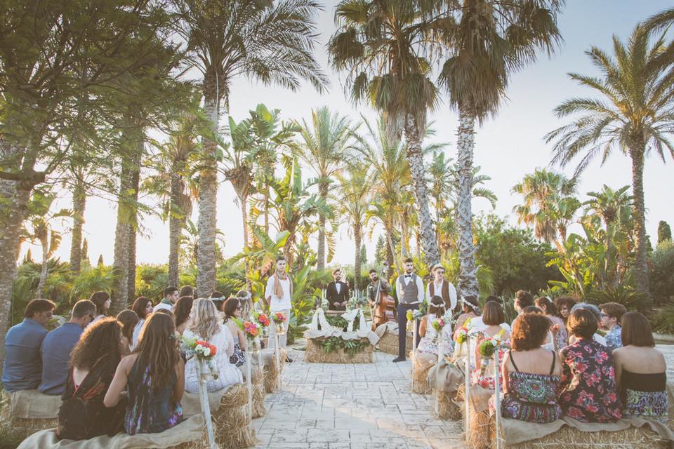 Wedding moment 1