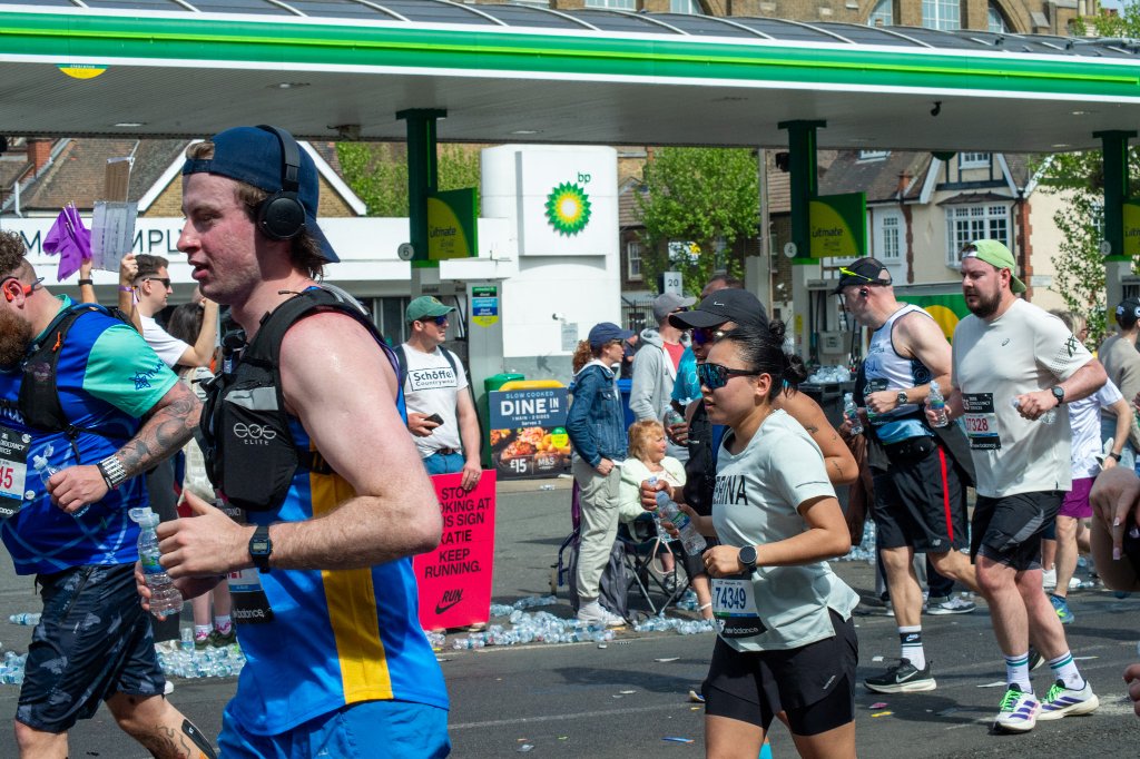 ALE and Waterfall runners near the end