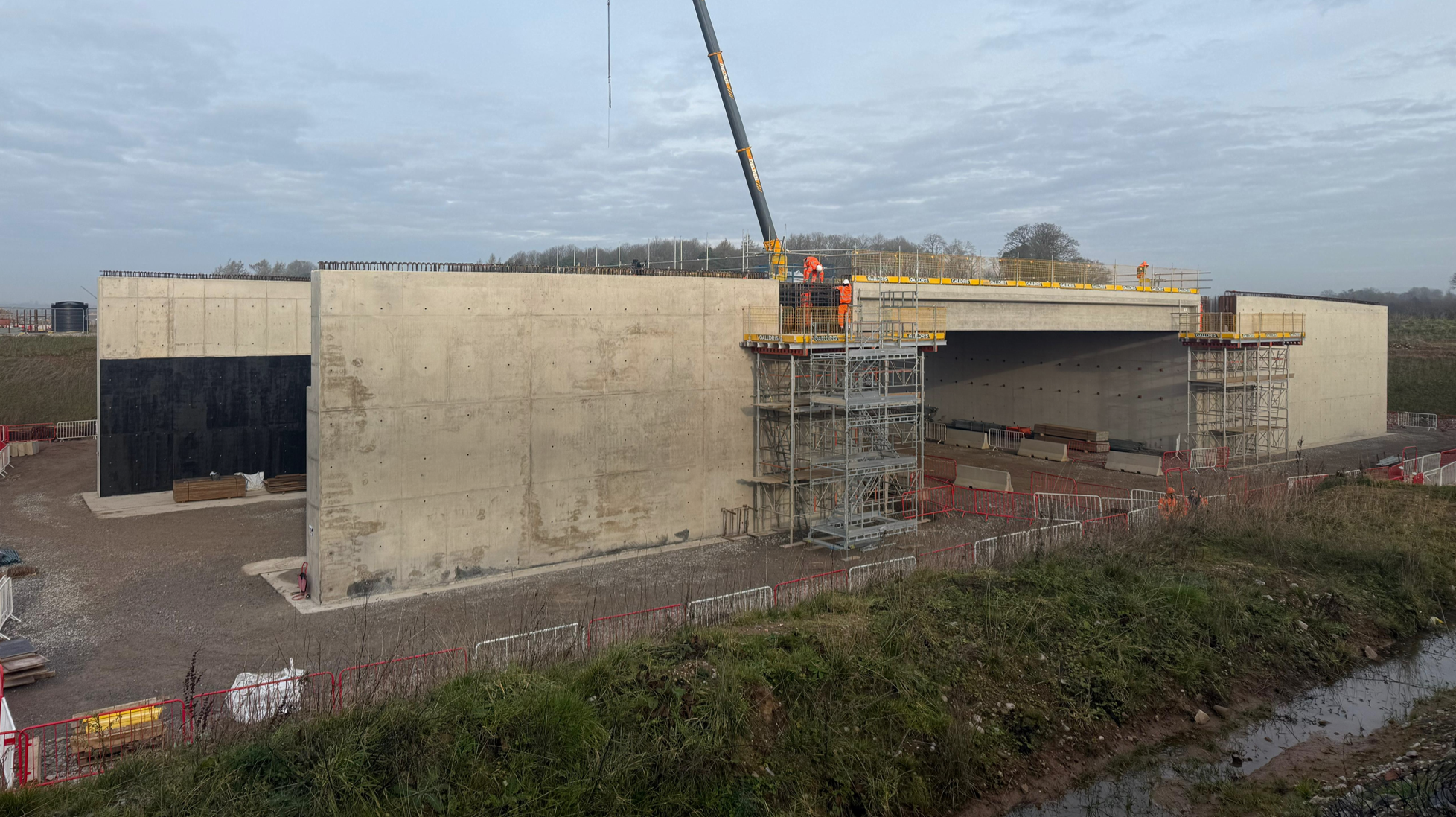M215 Footpath Overbridge