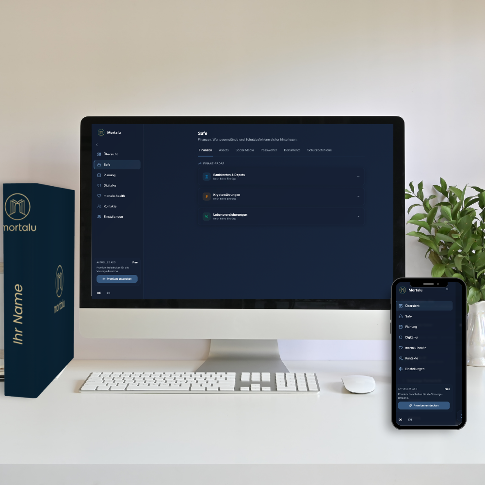 Aufgeräumter Schreibtisch mit mortalu App auf Bildschirm und Smartphone