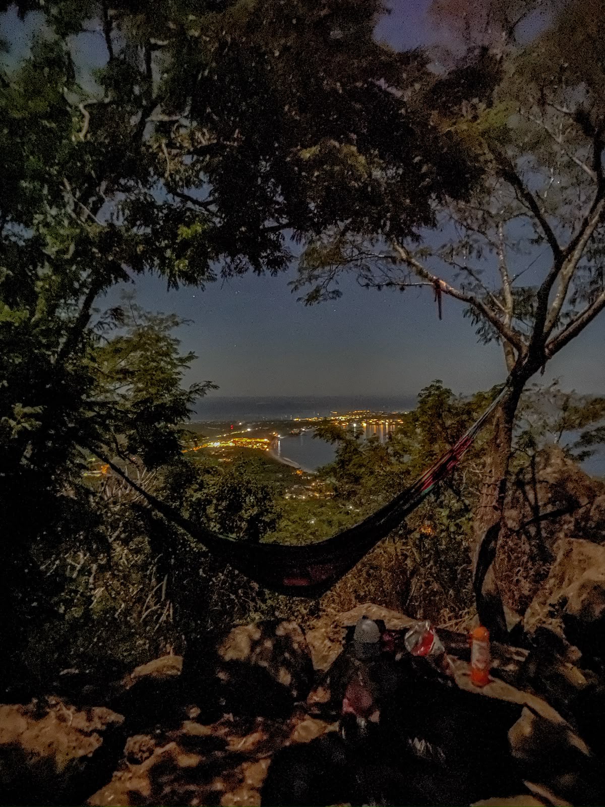 Ecological hike through Higuera Blanca