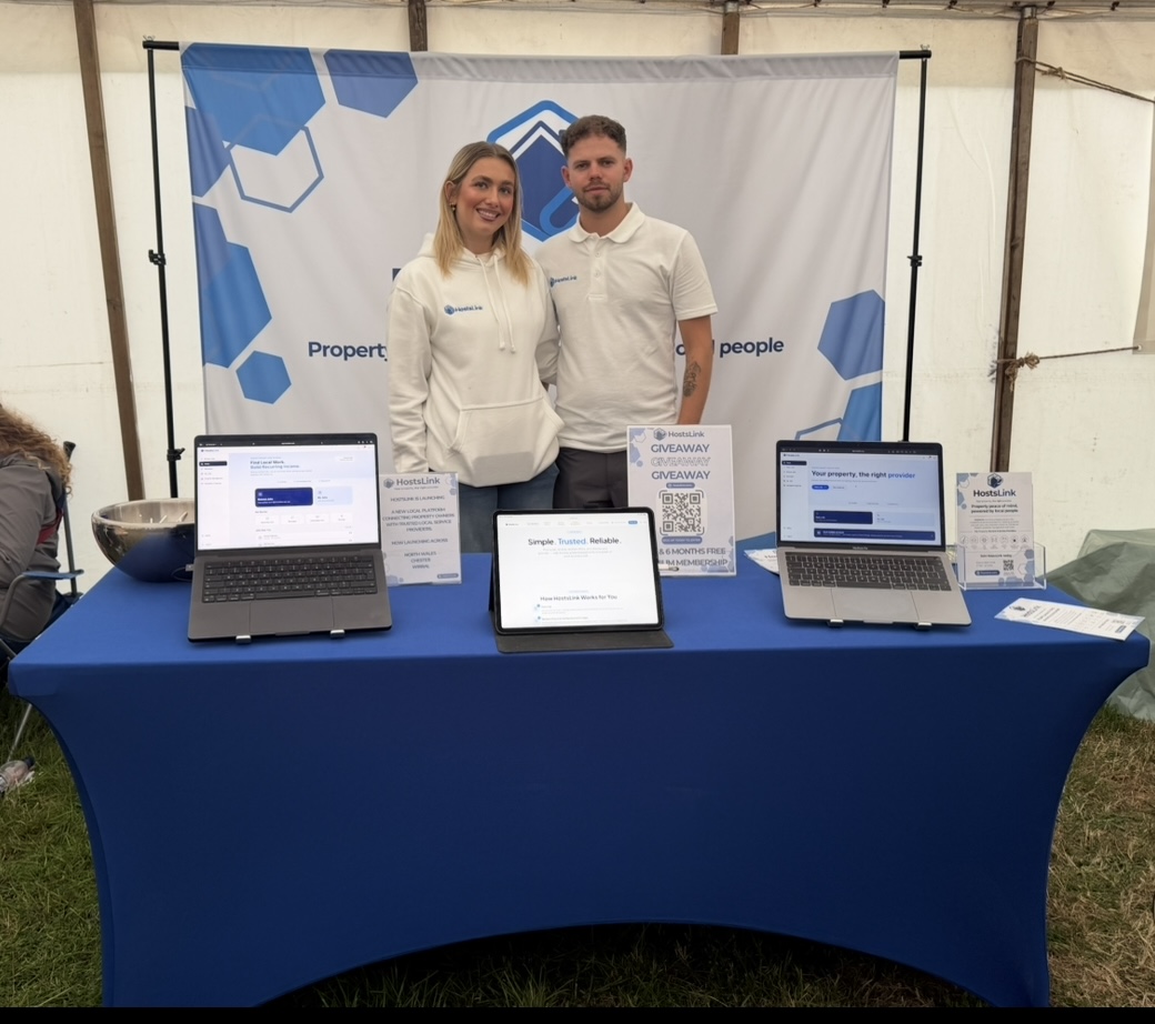 HostsLink founders Jay and Beth at the Denbigh and Flint Show
