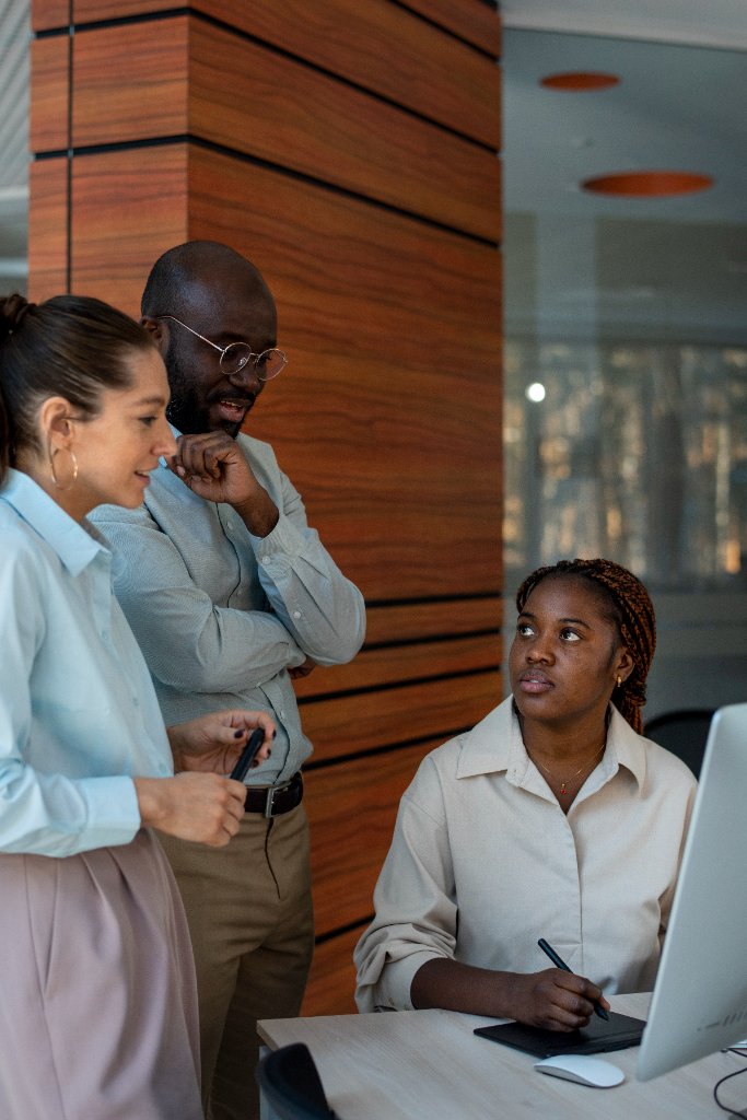 Kernel team and African talents in a professional discussion
