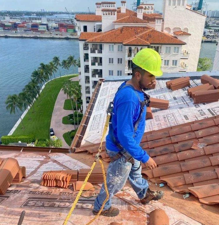 Residential & Commercial Roofing