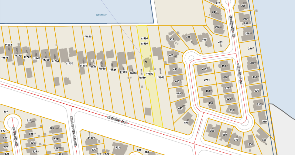 11890 Riverside Dr Site Plan