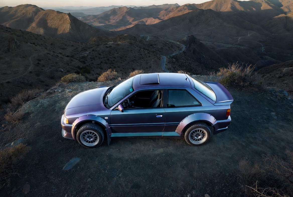 Ridge-Top Chameleon Coupe