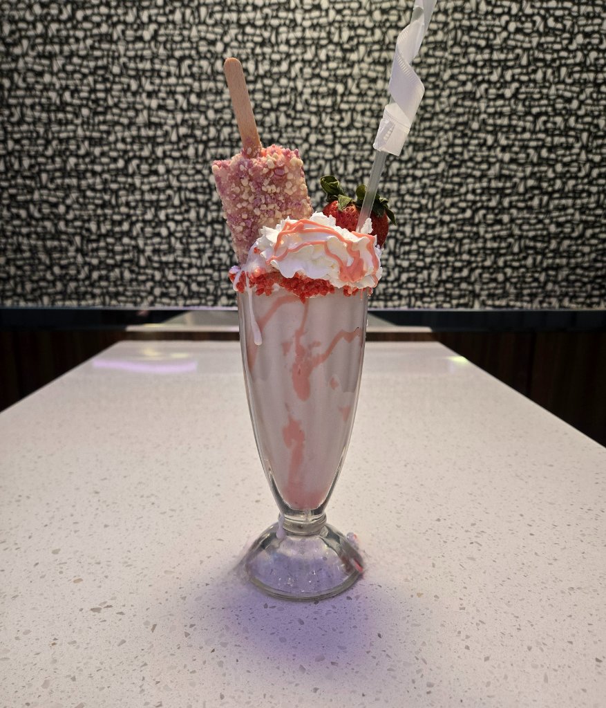 Strawberry Shortcake Crunch Shake