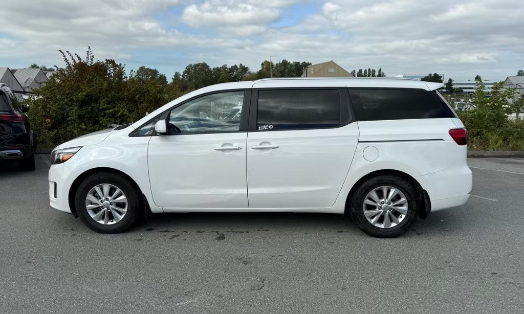 2017 Kia Sedona rental in Vancouver