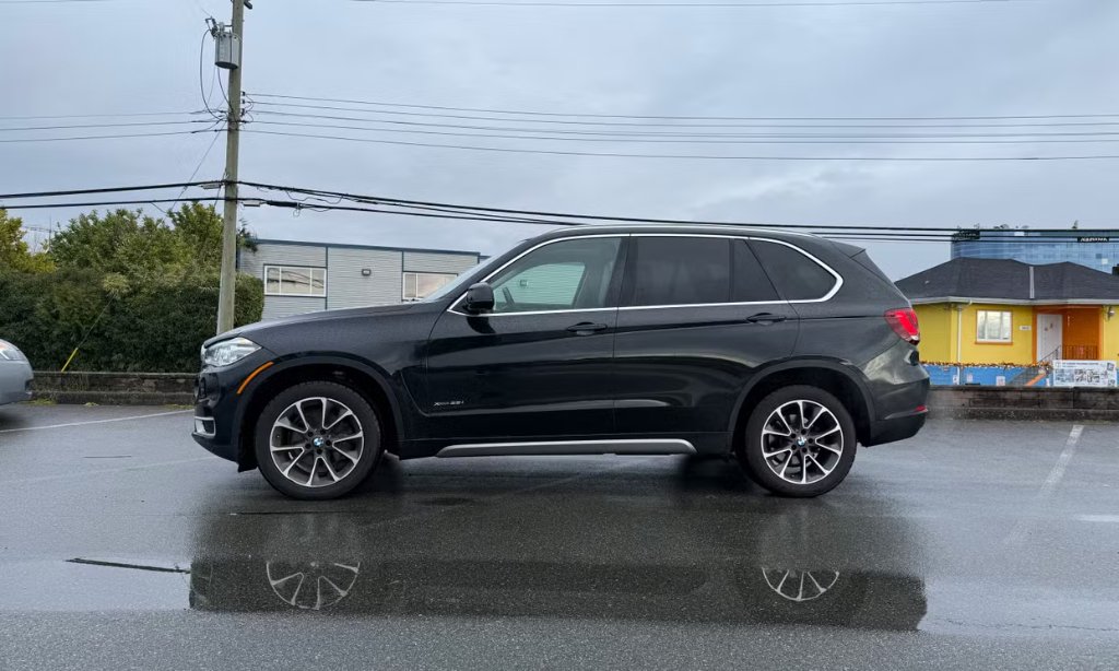 2017 BMW X5 rental in Vancouver