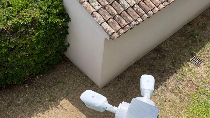 Centrale alarme Ajax — villa vue mer