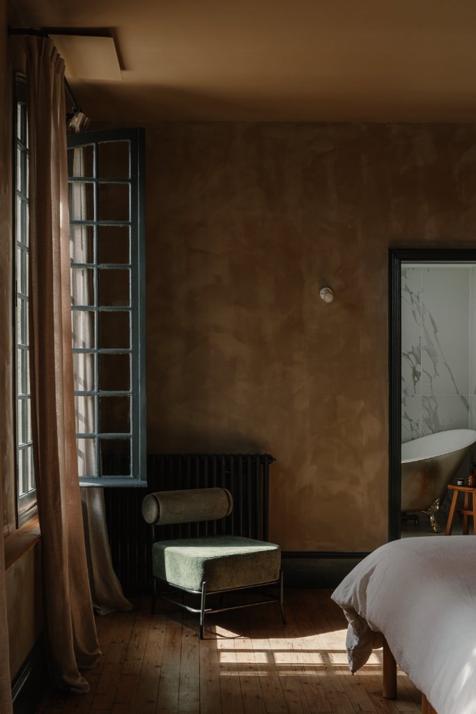 Chambre avec fauteuil