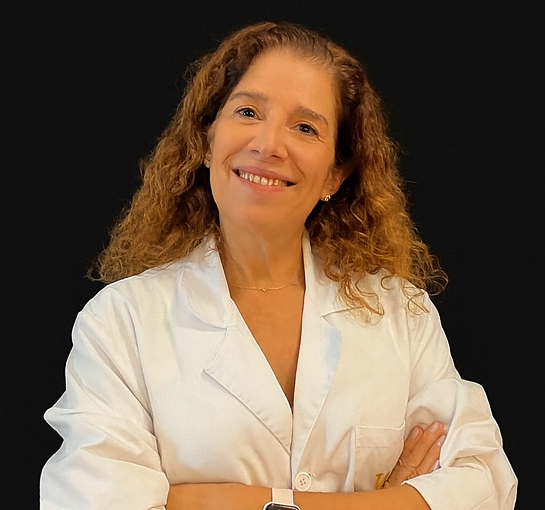 Dra. Laura Maria Da Costa Firmino, médico especialista en medicina estética en Clínica ISIS Benalmádena