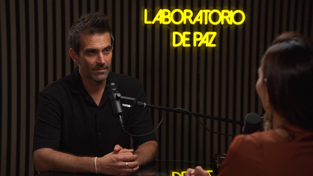 Alejandro Candela en el estudio