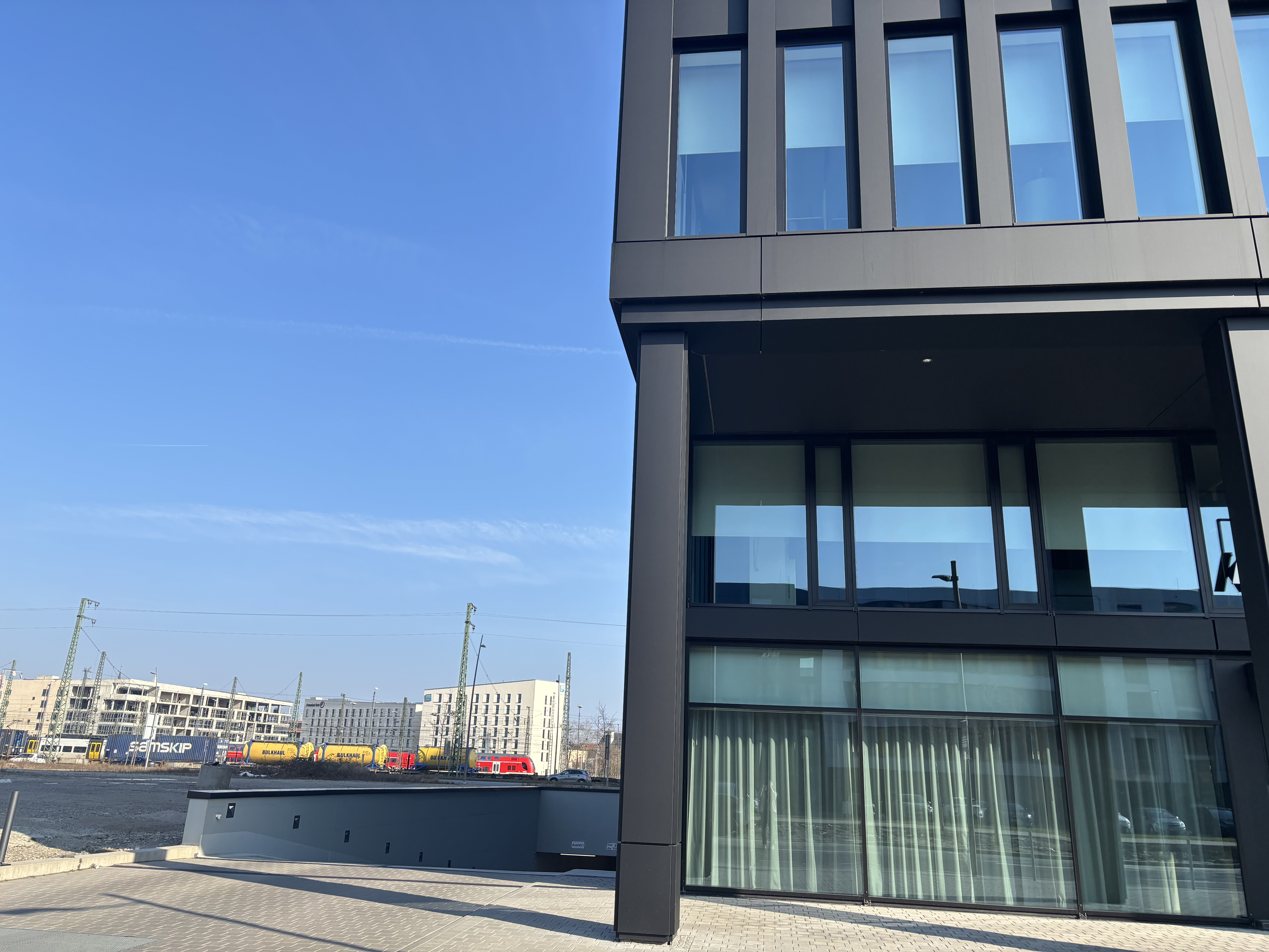 Einfahrt zur Tiefgarage der Loksite — Glücksteinallee 63, Mannheim