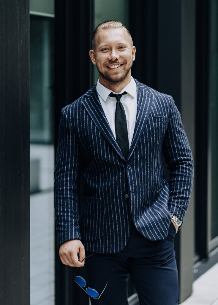 Adrian Keller — Finanzcleaner GmbH