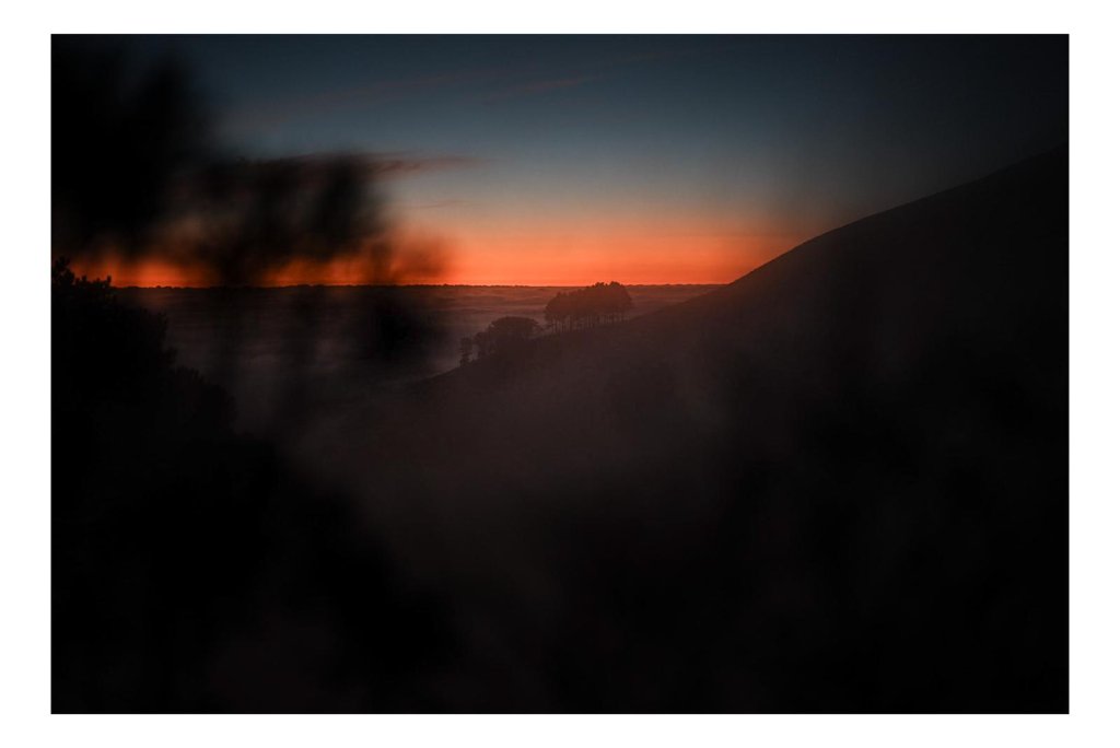 DUSK · HORIZON