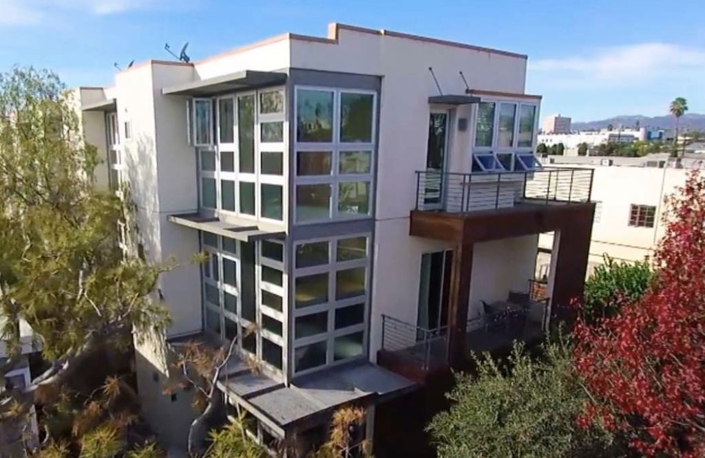 Off Broadway Lofts