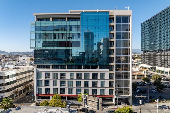 Summit On Sixth