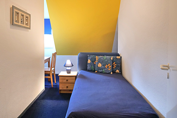 Schlafzimmer 2