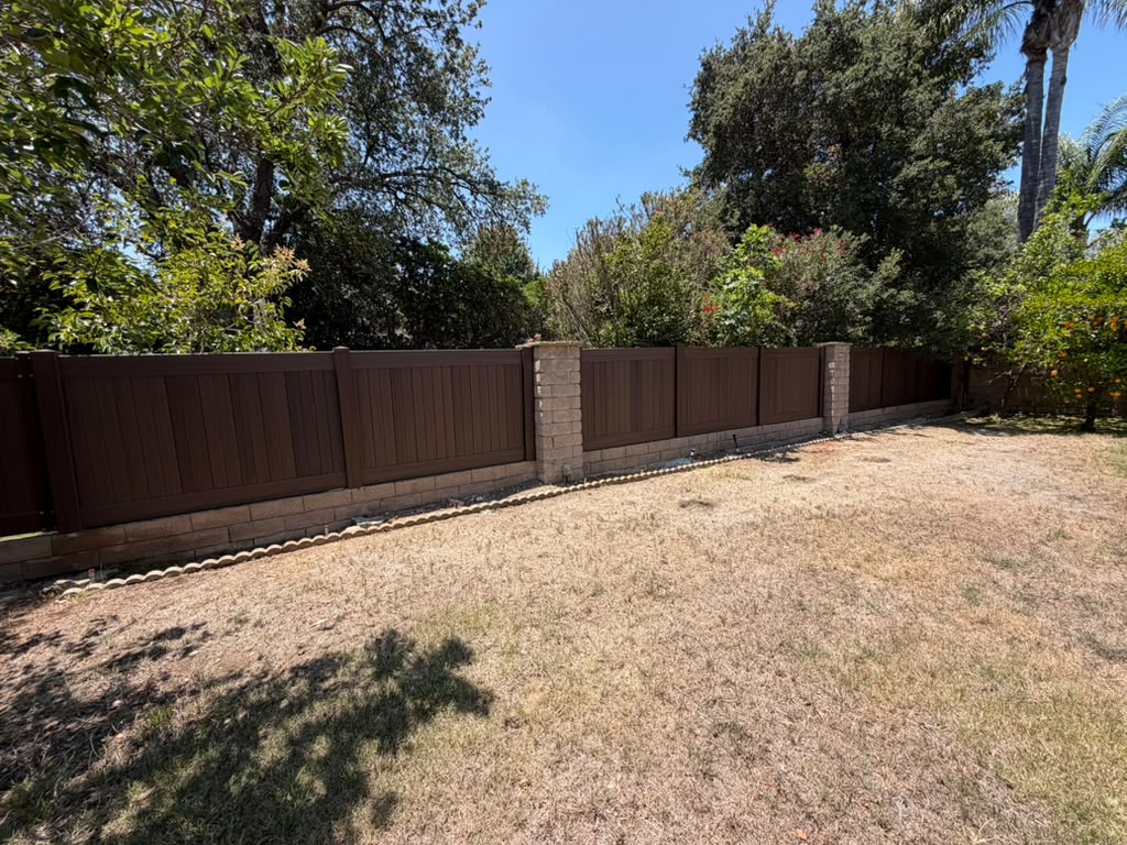 Low-Maintenance Fencing Options for LA Homes