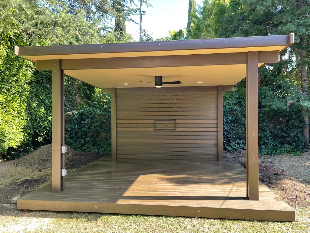 Custom Aluminum Pergola with Trex Deck