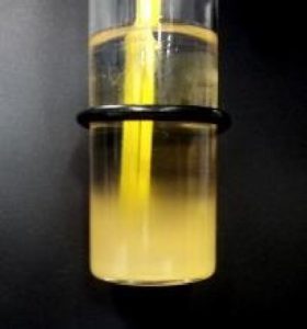 Oil in cylinder showing pour point