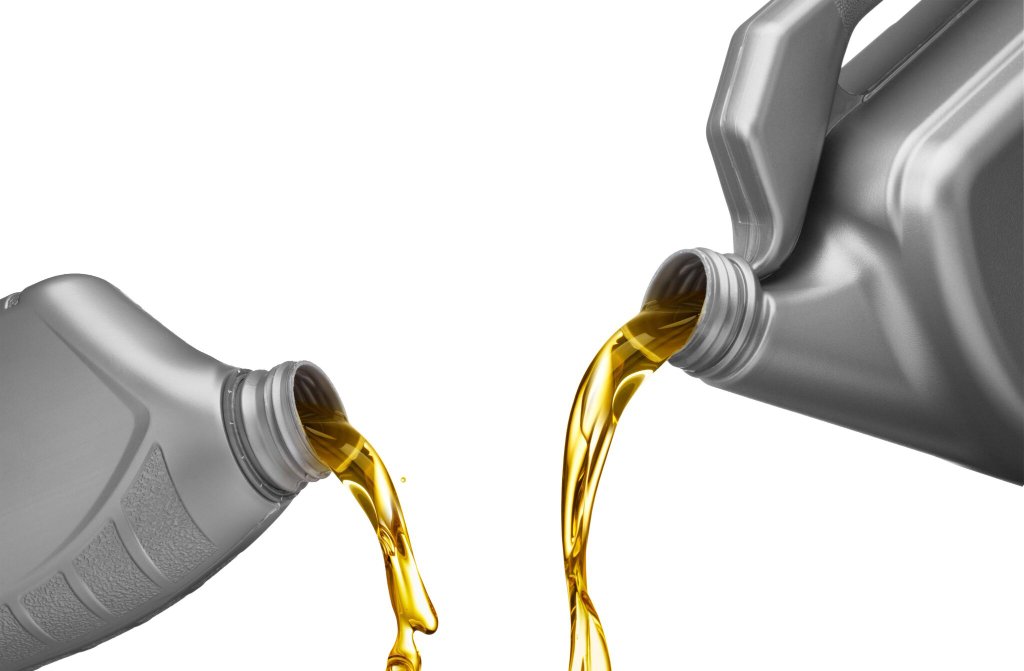 Kinematic vs Dynamic Viscosity - oil pouring from containers